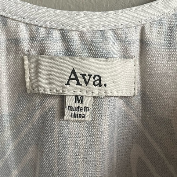 AVA | Mayan Ivory Print Romper - Picture 8 of 9